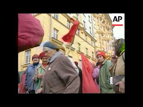 RUSSIA: US ENERGY SECRETARY RICHARDSON AT AIRPORT CEREMONY