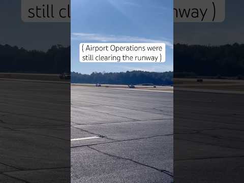 Airport Operations still on runway! Phenom 300E does a Go-Around! #aviation #privatejet #flexjet