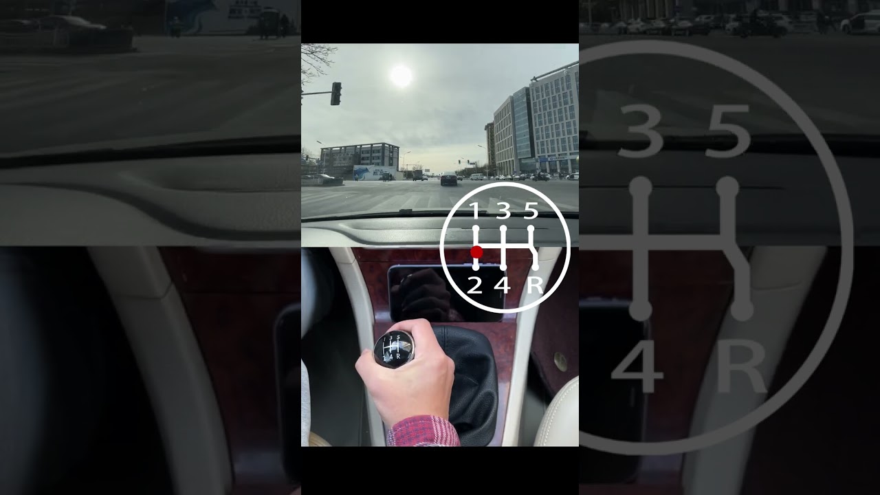 Master Smooth Gear Shifting 🚗