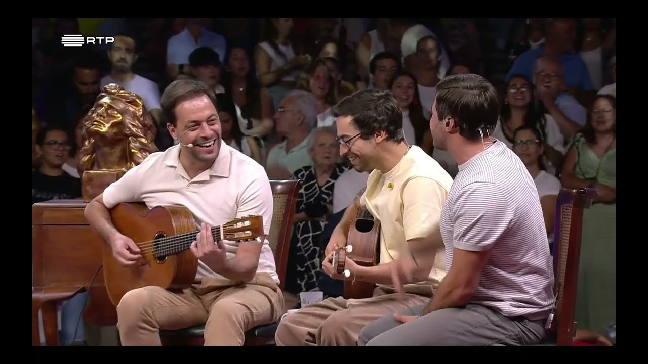 António Zambujo & Friends Perform 'Gotinha de Água' 🎶