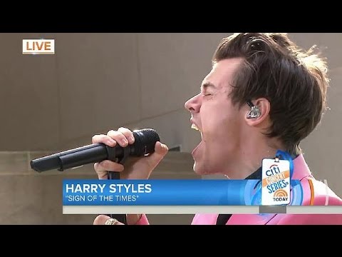 Harry Styles Performs 'Sign Of The Times' Live 🎤