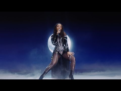 Chlöe - Feeling Good (Uncut Live Performance)