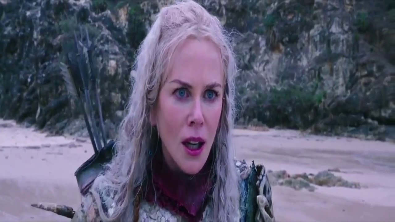 Arthur Meets His Mother in Aquaman (2018) π