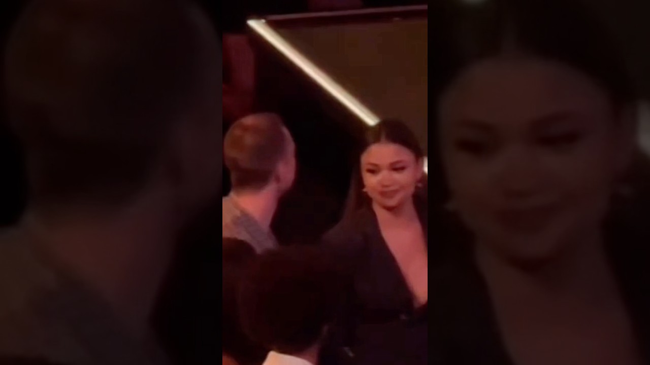 Madison Bailey & Drew Starkey Shine at Netflix Tudum Event with Outer Banks Cast 🌟