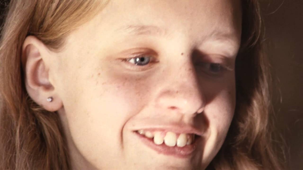 Nikita's Reaction to Tennyson's 'Like What' ๐ถ