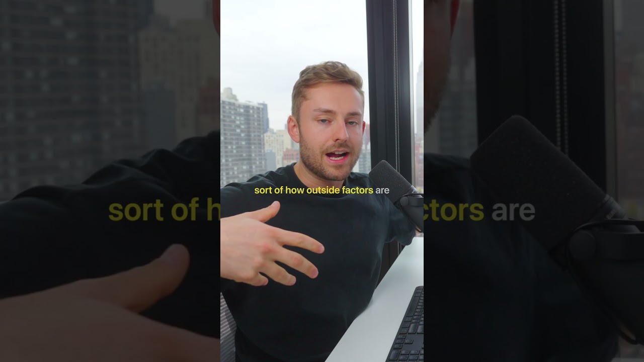 Technical vs. Fundamental Analysis: Which Strategy Boosts Your Trading Success? 📈