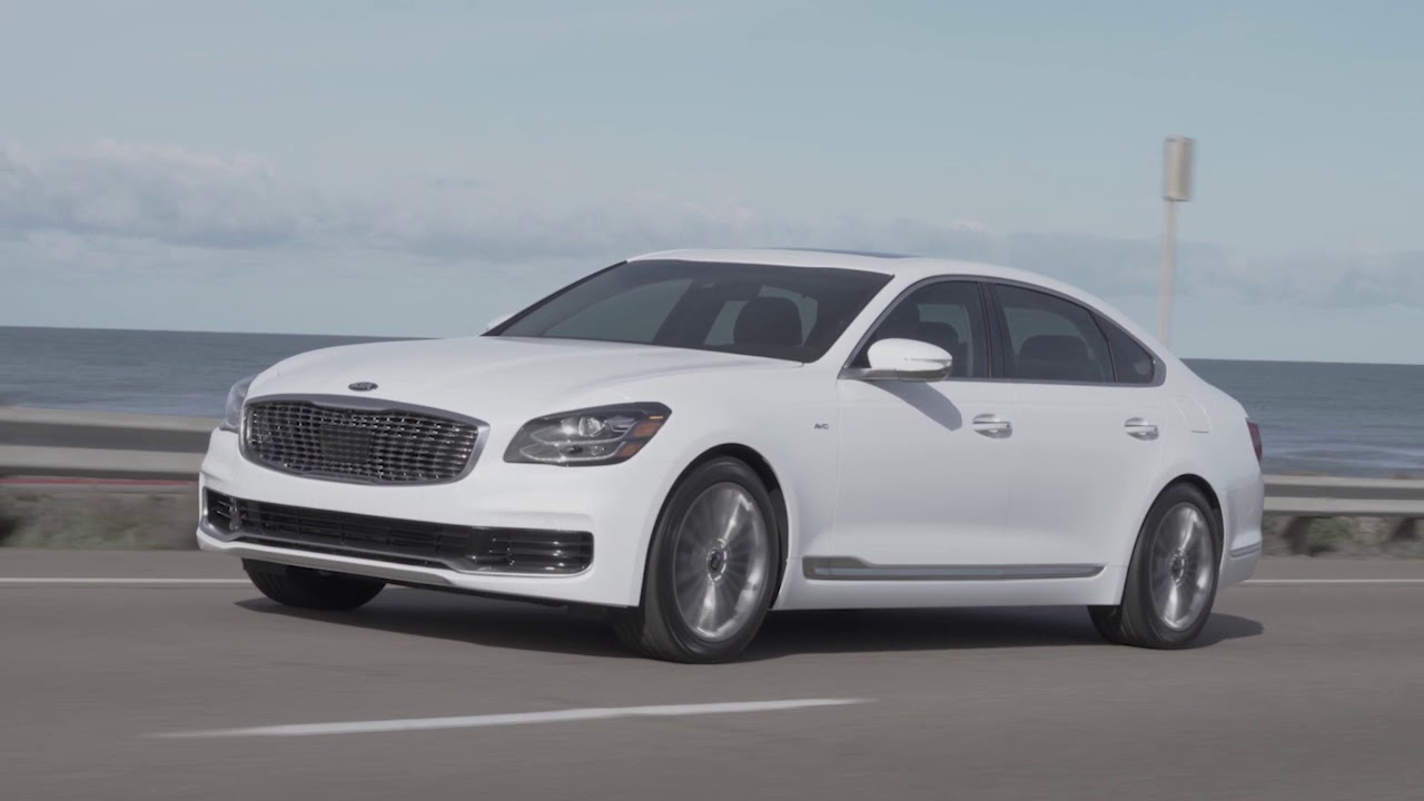 Kia K900: Luxury Sedan Overview 🚗