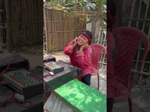 Dj Pe Nach Nach Ke Dhula Ura Diya 🙄😂😁 #viral #funny #shorts