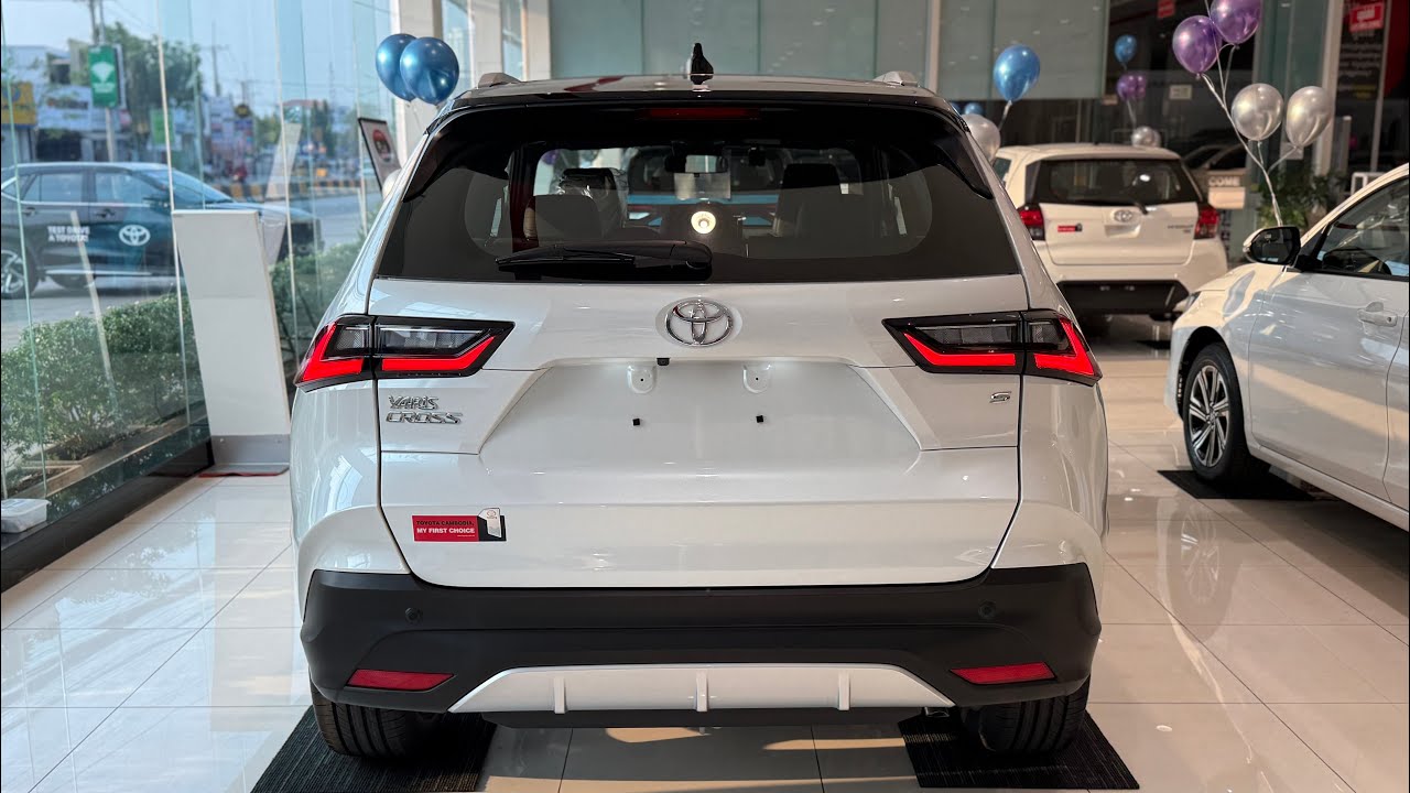 New Toyota Yaris Cross 2025 - Ideal Family SUV 🚙