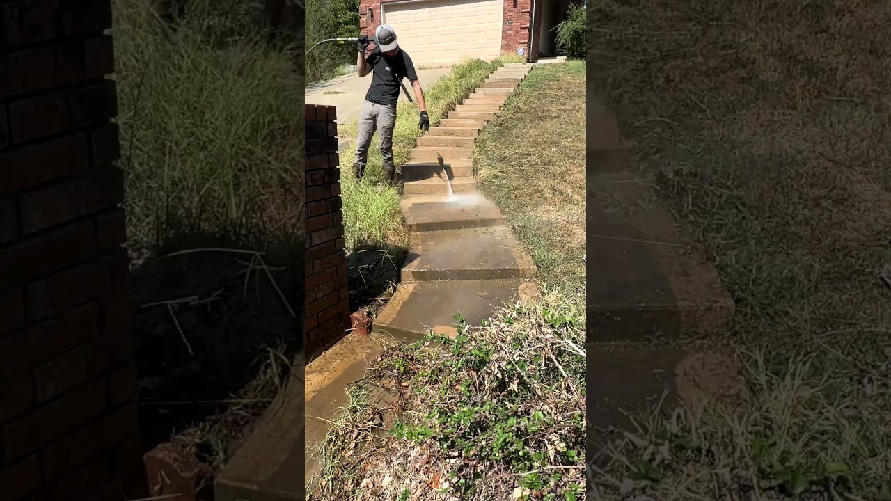 Owner Unaware of Hidden Stairs Until Discovered 🕵️‍♂️