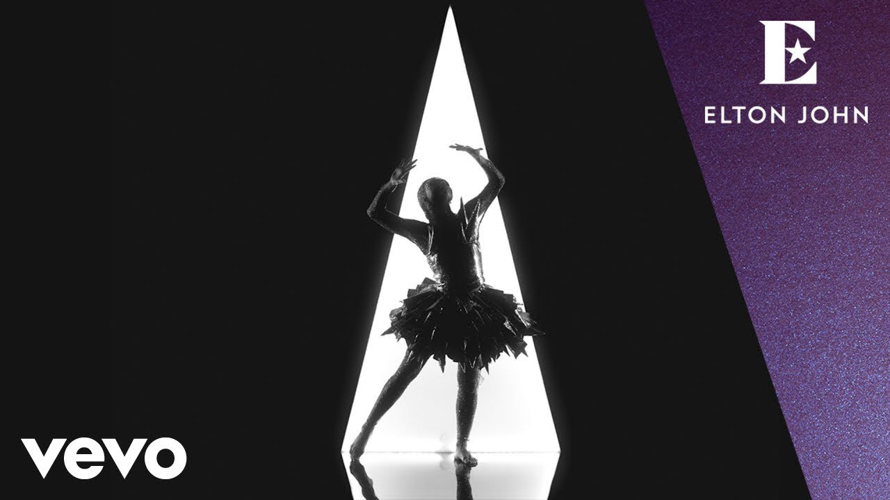 Elton John’s Iconic ‘Bennie and the Jets’ – Futuristic Music Video 🎶