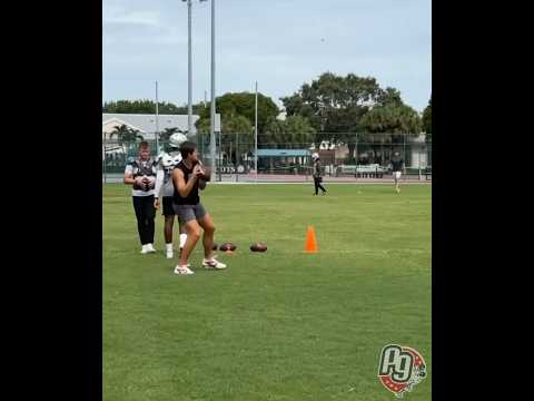#Patriots Drake Maye throwing to DeMario Douglas and Juju Smith-Schuster