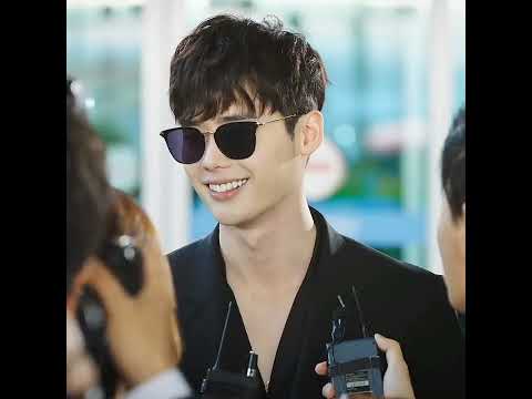 lee jong suk in black 🖤🔥  #leejongsuk #wtwoworlds #kdrama