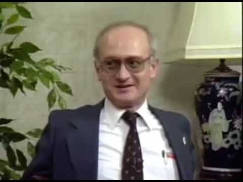 Ex KGB agent Yuri Bezmenov explains the demoralisation and ideological subversion process!