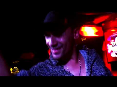 Wellington Santos - Agora Liga e Chora [ Clipe Oficial ]