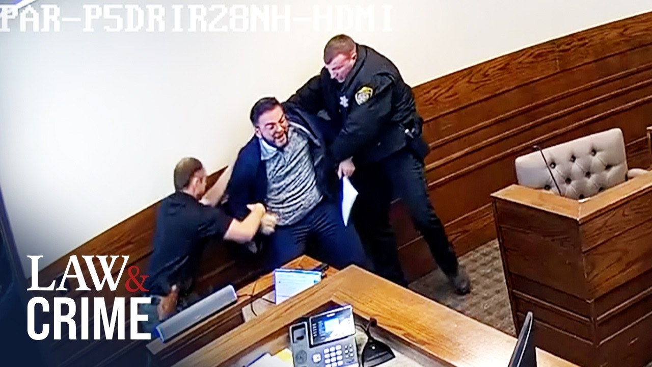 Oklahoma Lawyer Tased After Court Outburst ⚖️