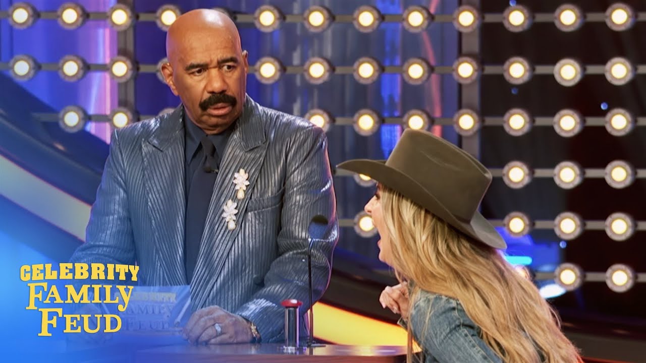 5 Britney Spears Songs That Perfectly Describe Your Bedtime Vibe 🎶