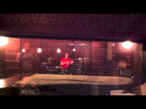 Lukáš Pavlík drums-Gabriela Gunčíková/Časy jsou zlé