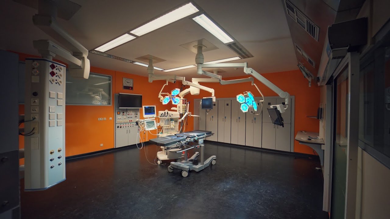 Hôpital abandonné en Europe cache du matériel médical intact 🏥