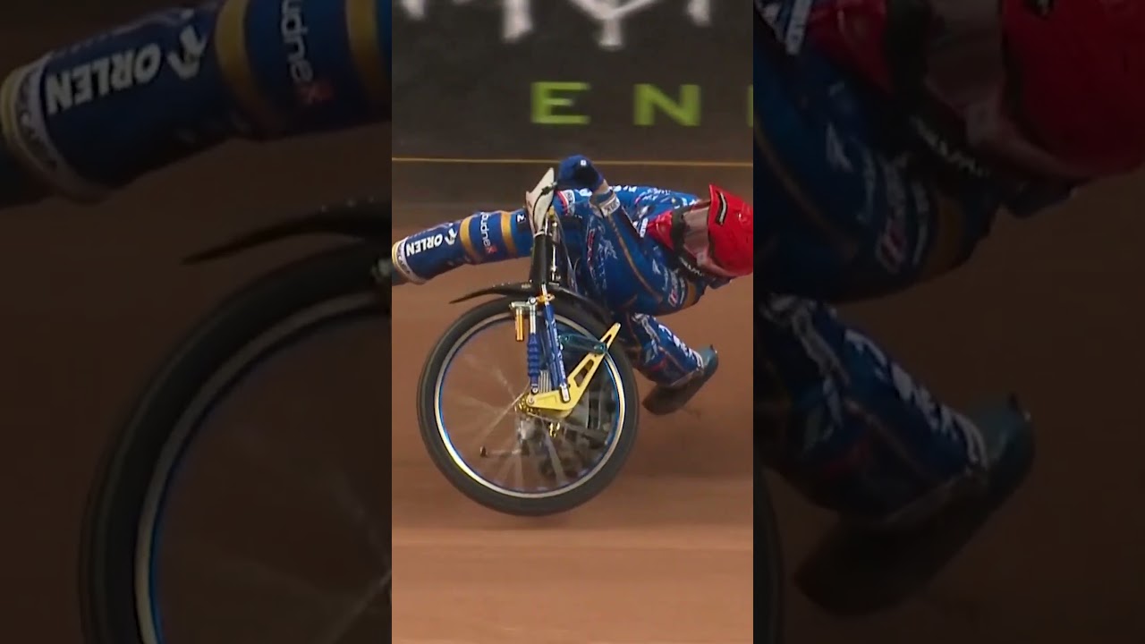 Bartosz Zmarzlik's Rodeo-style Fall in Warsaw 🏍️