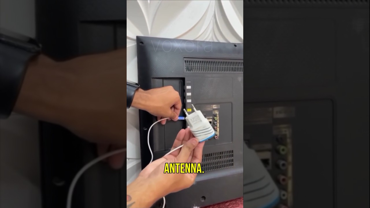 DIY Digital TV Antenna from Phone Charger 📺