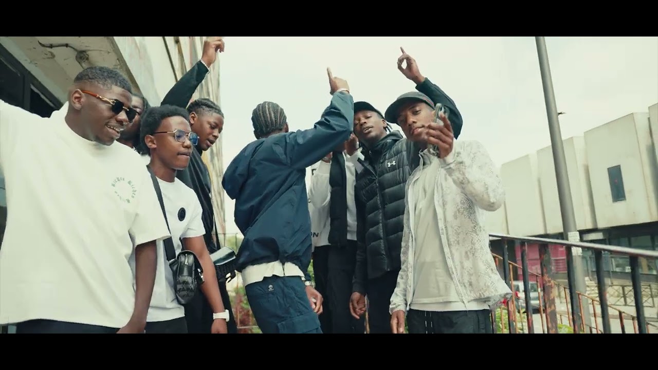 Lari - Bon Moment 🎶 (Clip Officiel)