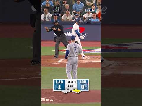 Was there contact here? ๐ค #worldseries #Dodgers #BlueJays #MLB