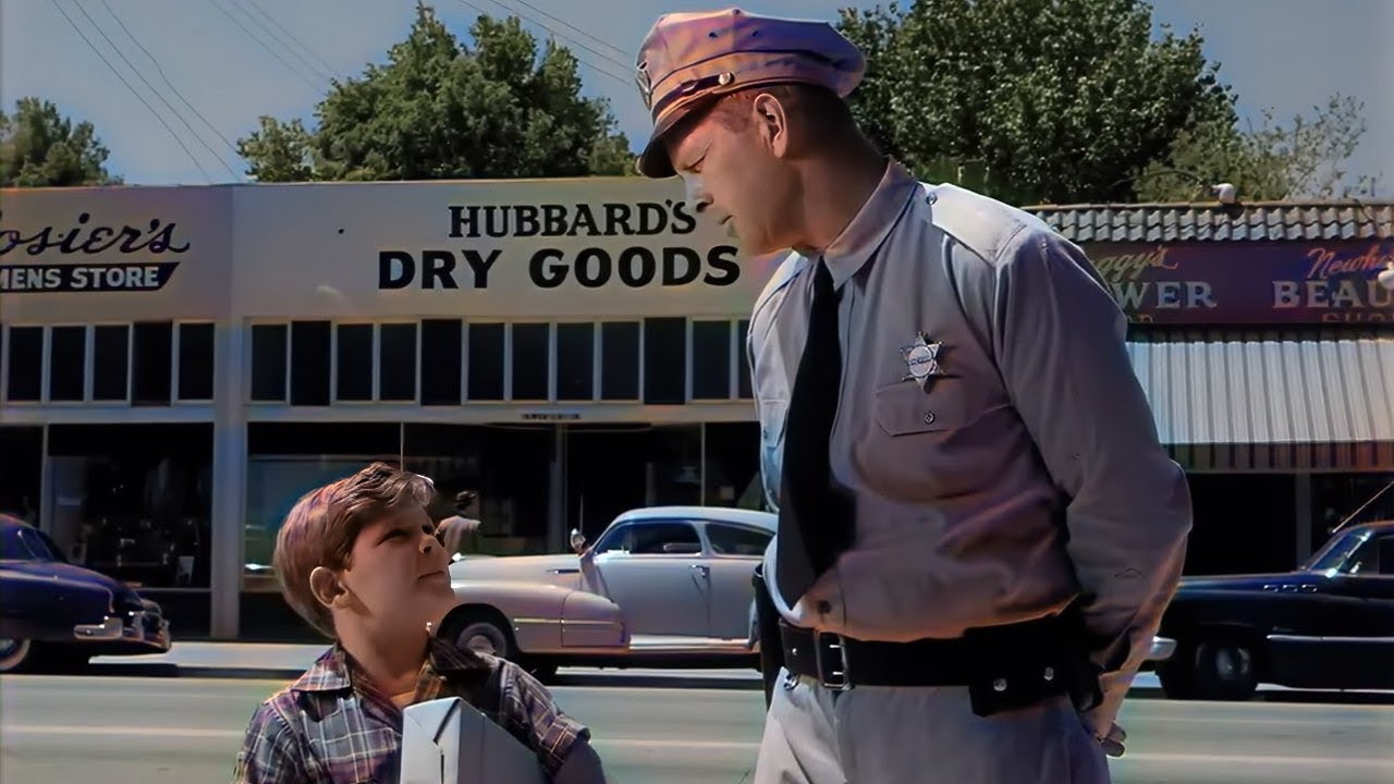 Frank Sinatra's Chilling Role as an Assassin Threatening the President in 'Suddenly' (1954) 🎬