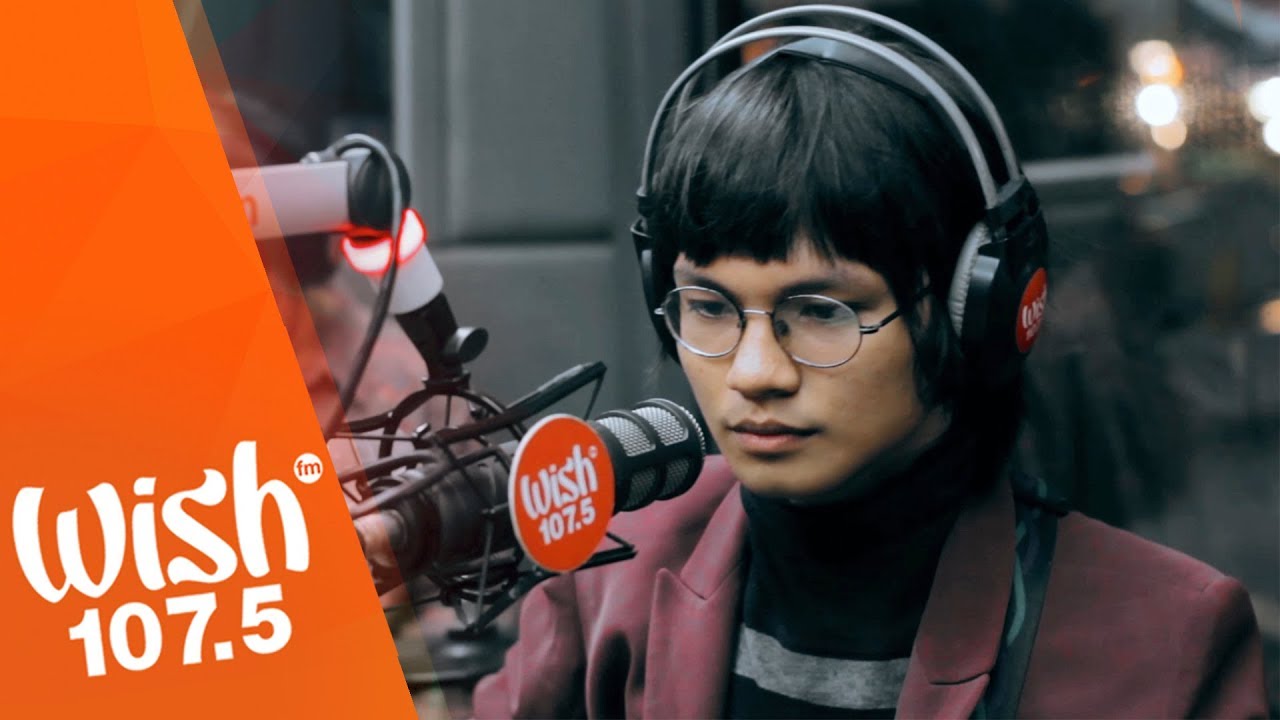 IV of Spades Live Performance of 'Mundo' on Wish Bus 🎶