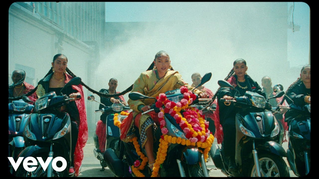 Joy Crookes Releases Captivating New Single 'Feet Don't Fail Me Now' 🎶