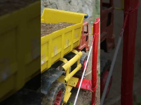 Truk Pasir Bongkar Muatan‼️#toys #truck #trukpasir #dumptruck #automobile #trukmainan #shorts