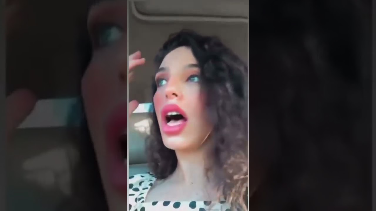 صولا عمر تضحك على دماغها 😂