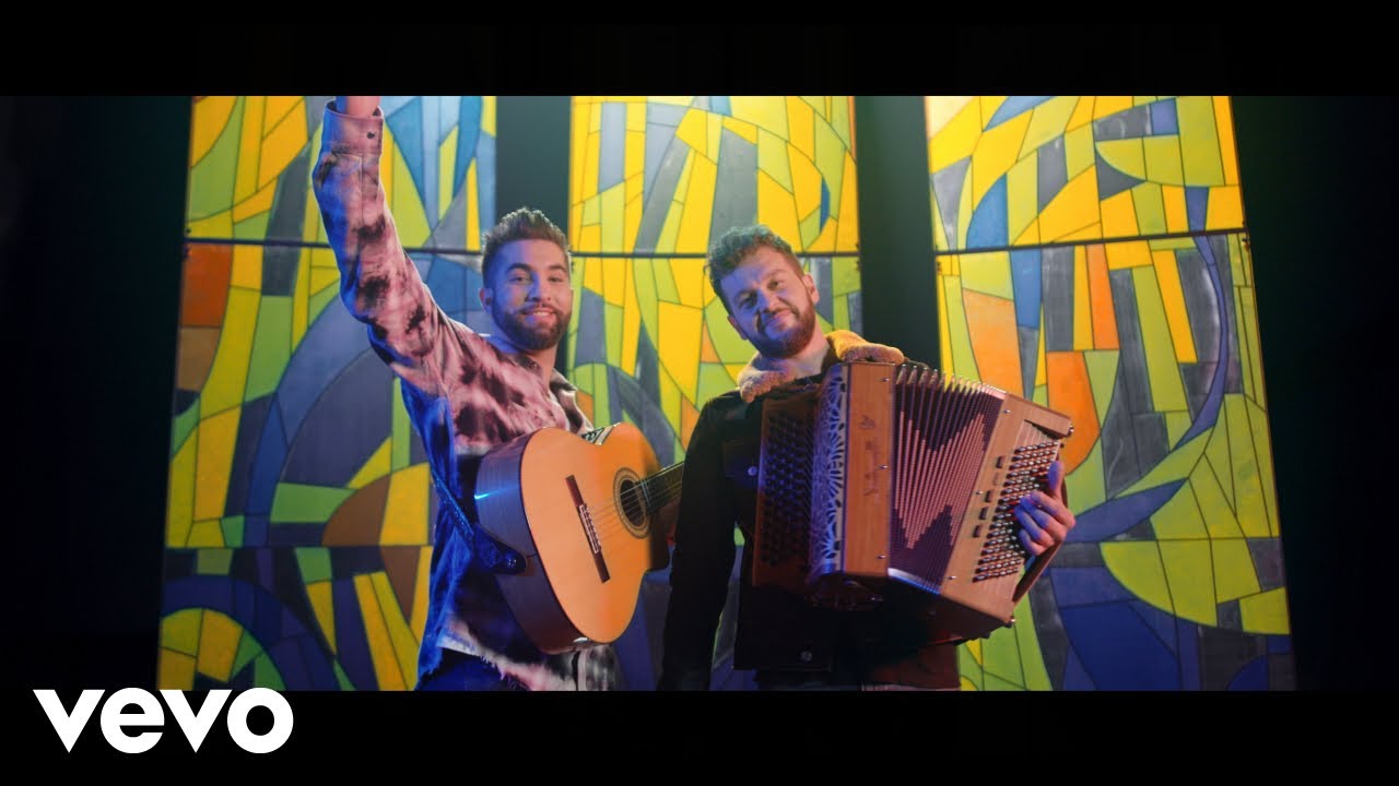 Kendji Girac & Claudio Capeo - Que Dieu Me Pardonne đ¶ | NouveautĂ© de l'album 'Amigo'