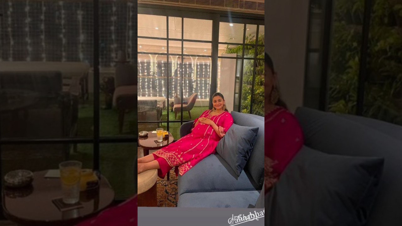 Alia Bhatt's Pregnancy Photos 🌸