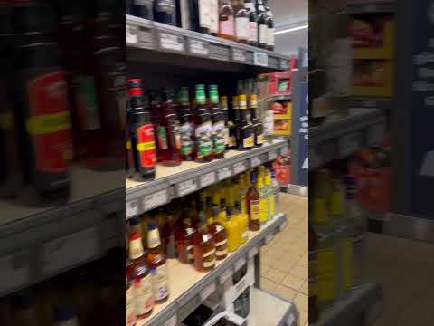 #wines #drink #shopping #aldi #weekend 🍷🍾🍻#cheers #shorts