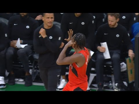 Joe Mazzulla tells Immanuel Quickley to "shut the f**k up" after taunting Celtics bench 😂