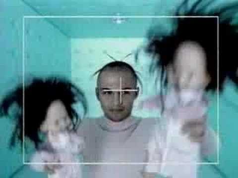 Björk - Violently Happy 🎶