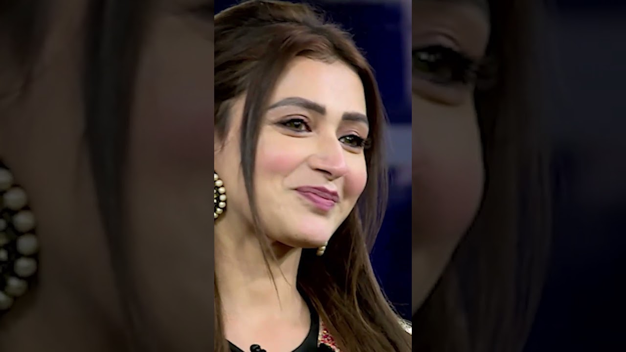 Shermeen Ali's Stunning Entry on Mazaq Raat 🥰