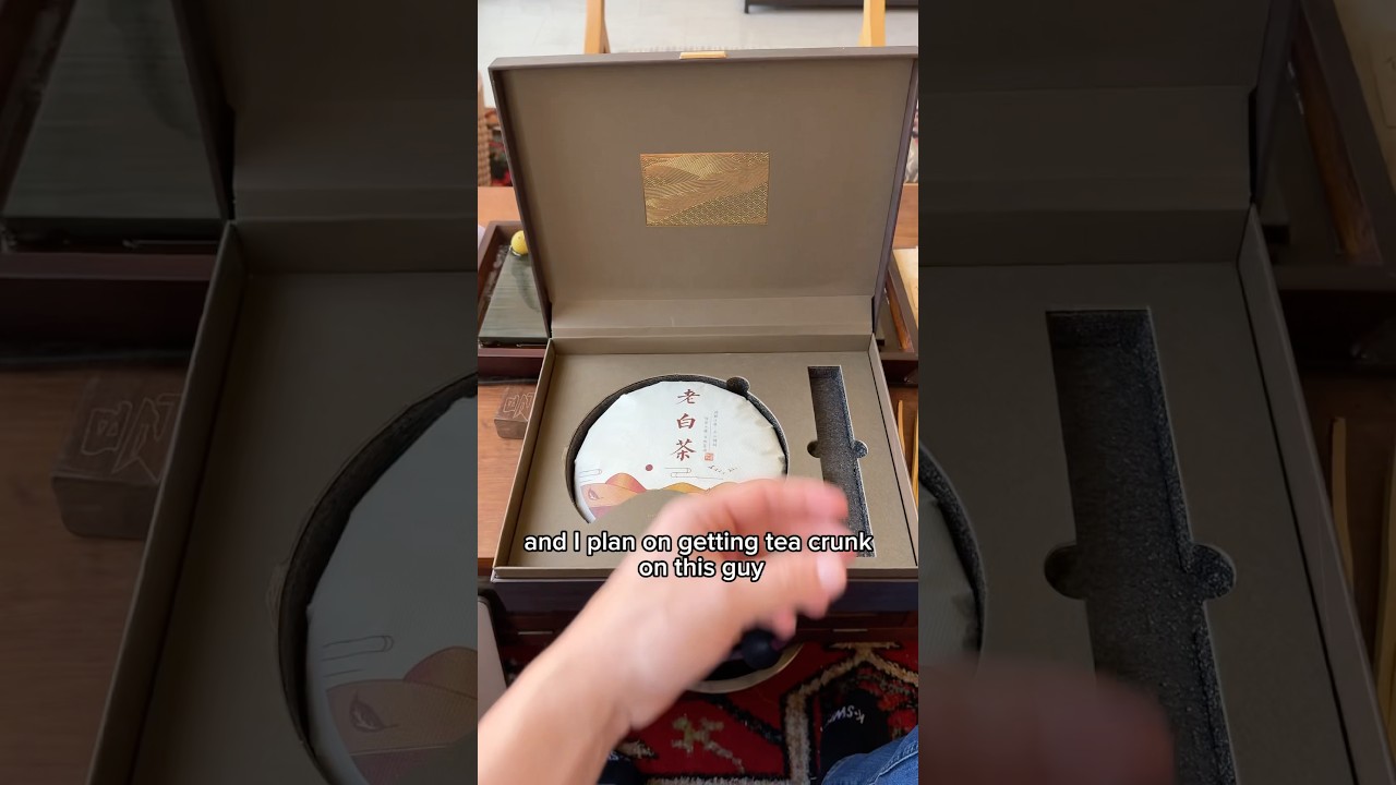 Mystery Tea Cake Gift Box π
