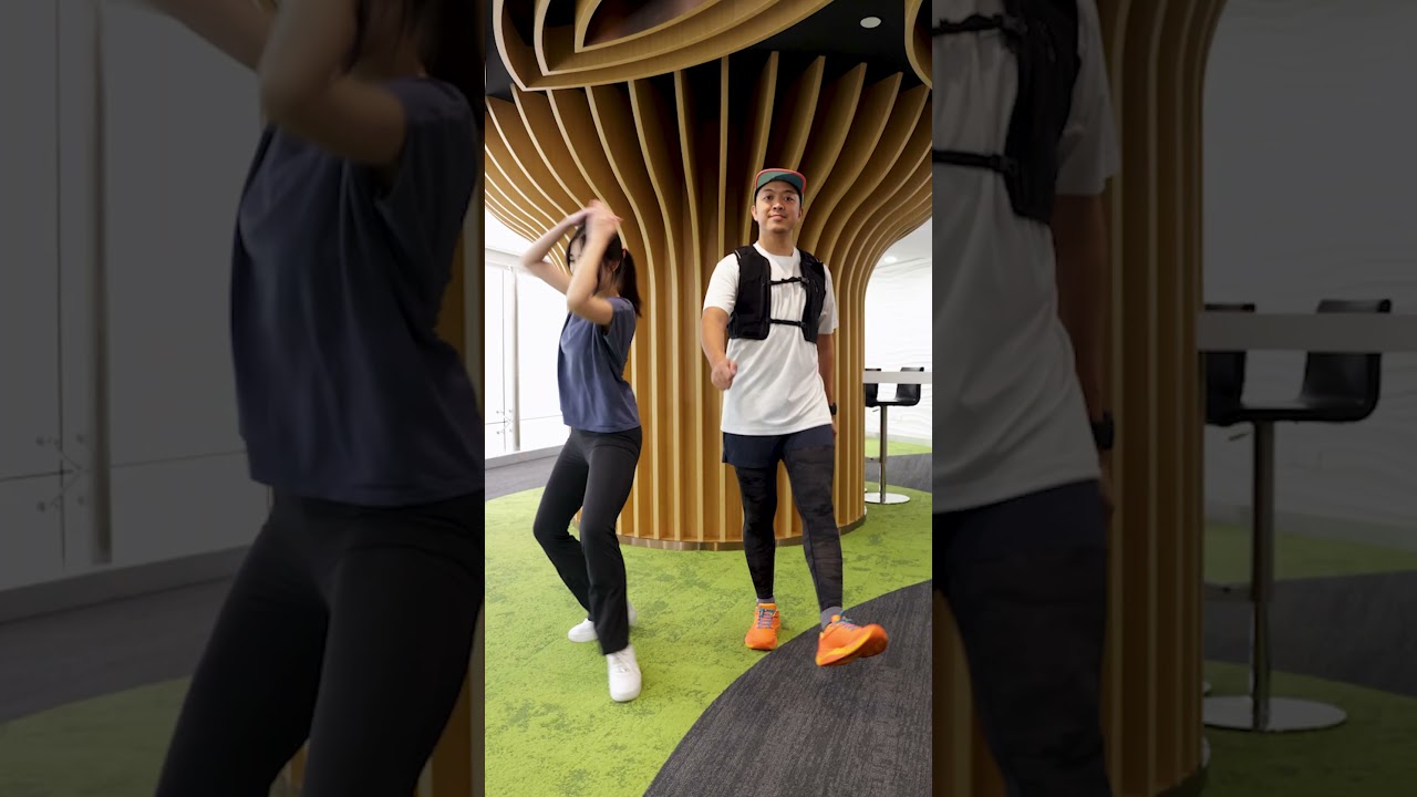 Stay Stylish & Prepared: Dressing Tips for Singapore’s Hot Weather ☀️