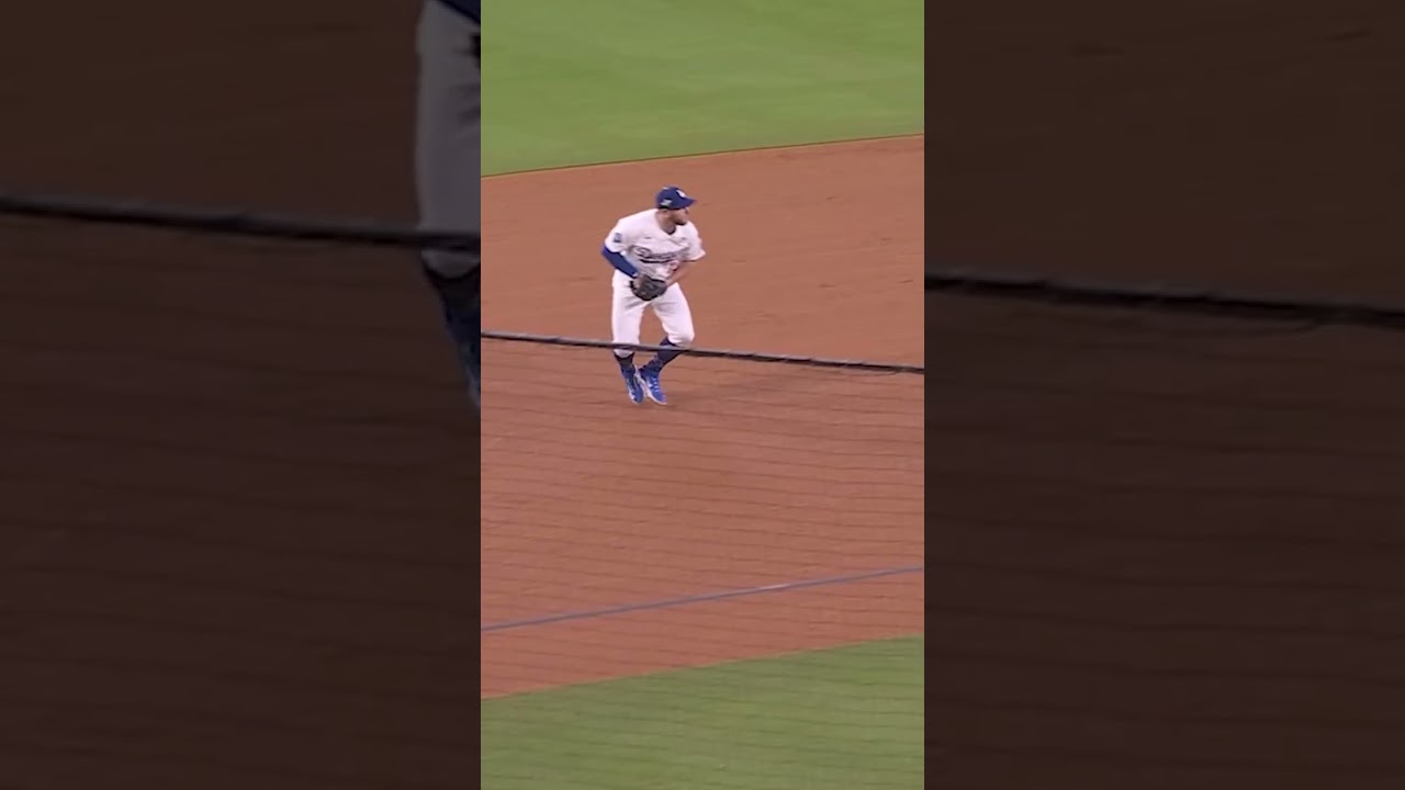 Bo Bichette Scores Again for the Blue Jays! 🏆 #WorldSeries