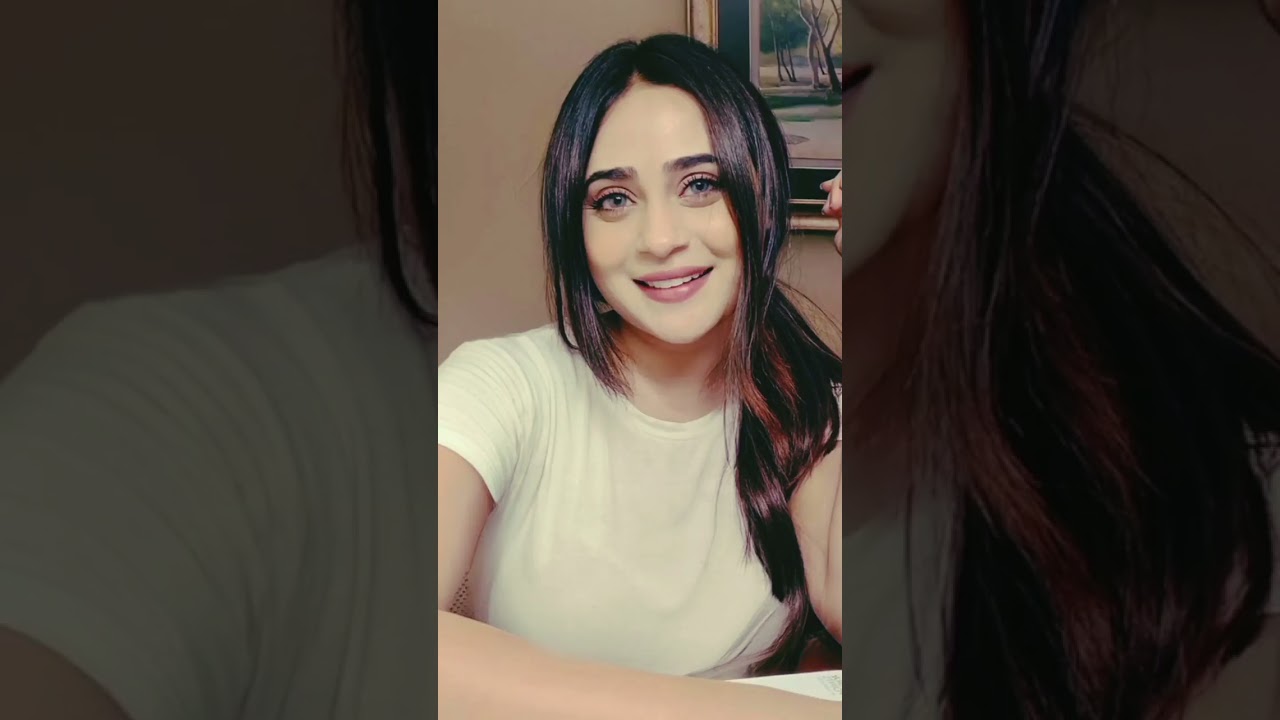 Stunning Portrait of Fazyla Laasharie with a Bright Smile 😊