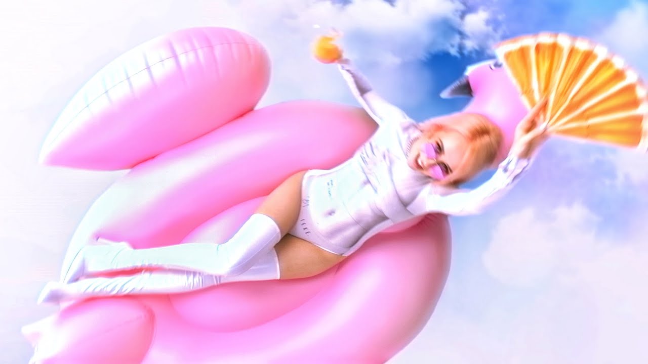 Клава Кока — Покинула Чат (Премьера клипа 2020) 🎶