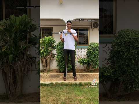 Thatâs 5â7 đ what next?? #tall #7feet #heightdifference