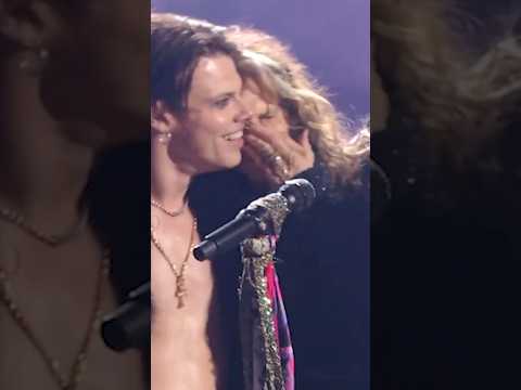 Emotional Ozzy Osbourne Tribute By YUNGBLUD & Steven Tyler