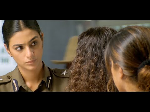 लड़कियों के हॉस्टल में मिली लड़के की लाश - Crime Mystery Movie - Tabu & Jyothika & Shwetha Menon