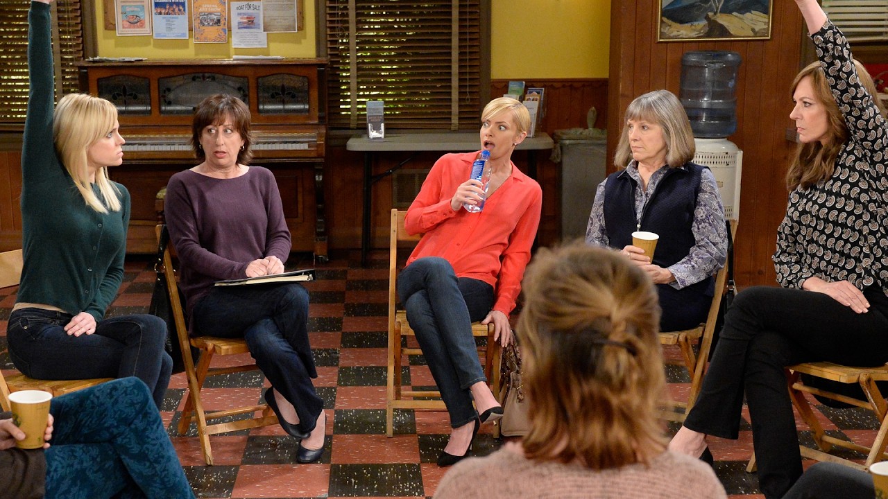 1 Hour of 'Mom' Moments You'll Rewatch π