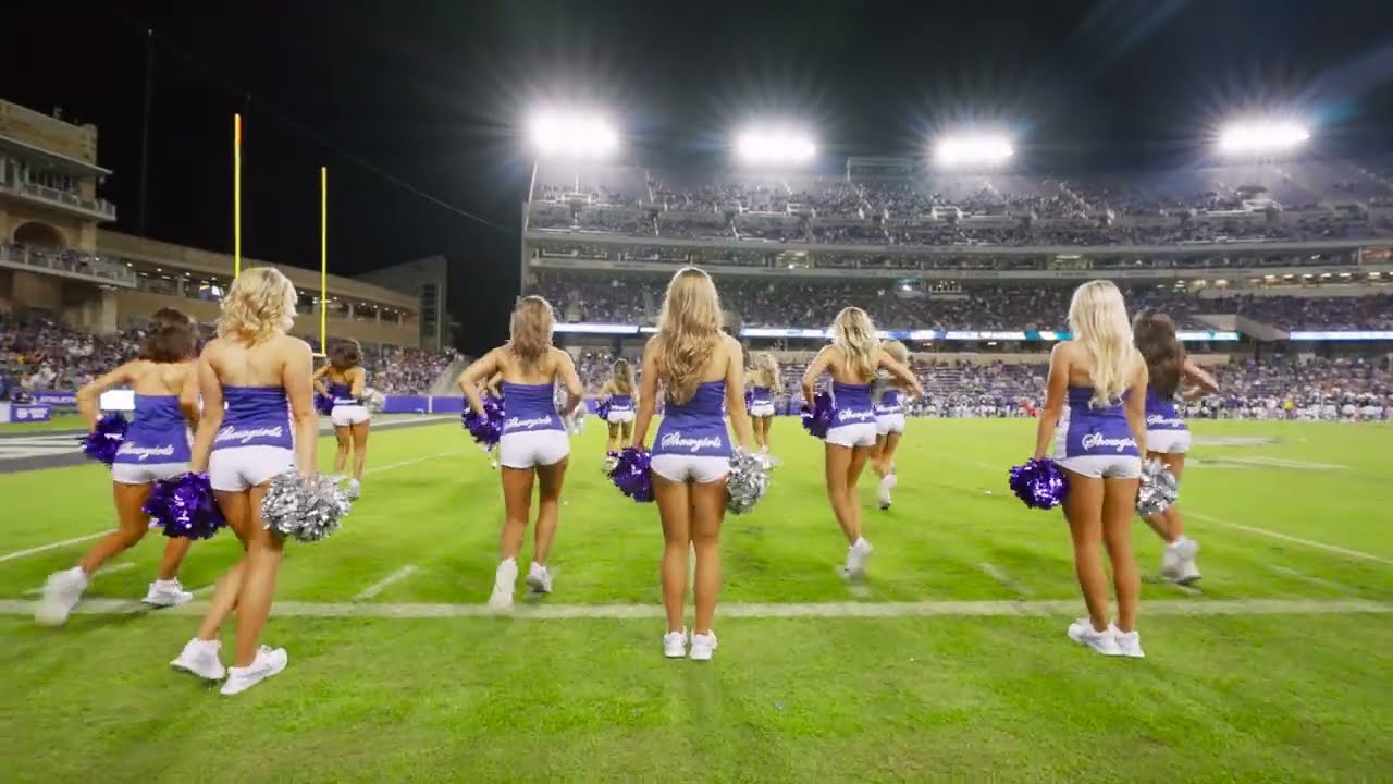 3rd Quarter Routine: I Love Rock 'N Roll 🎸