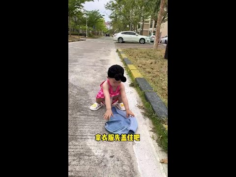 This little kid deserves a big thumbs up! #daily life with children #Human Kids Growth Plan #Home w