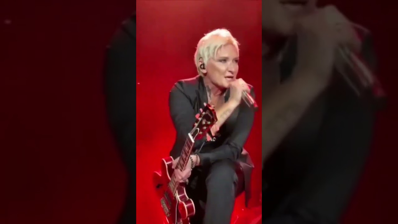 Диана Арбенина и Ночные Снайперы: 31 весна 🌸